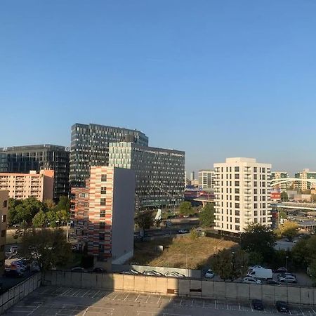Regie Sunset Apartment Bukares Bagian luar foto