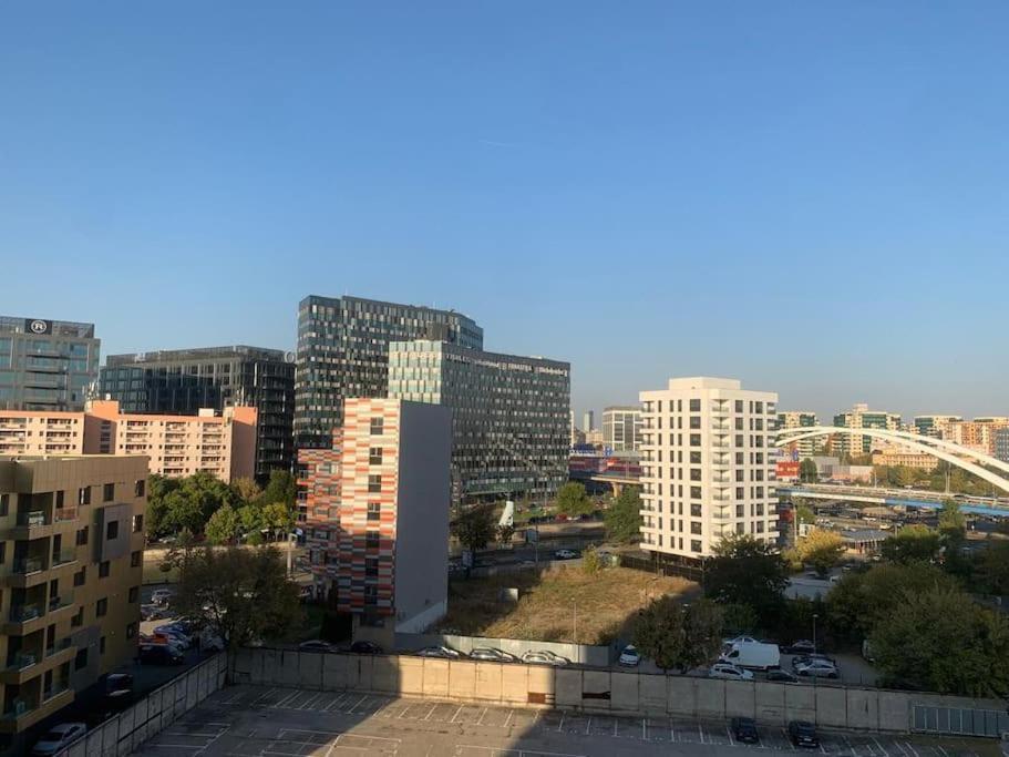 Regie Sunset Apartment Bukares Bagian luar foto