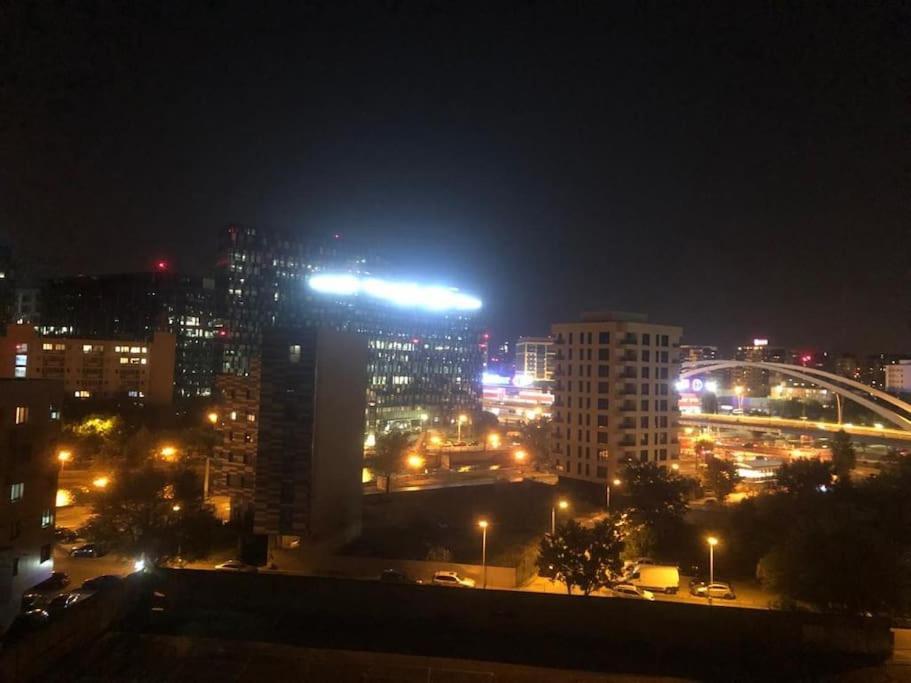 Regie Sunset Apartment Bukares Bagian luar foto